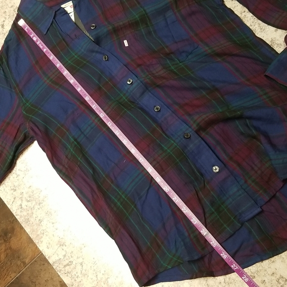 Levi full button - Picture 5 of 5